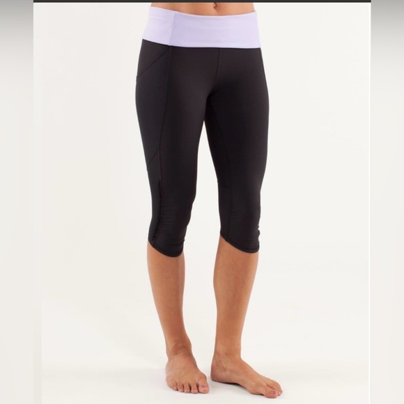 Lululemon Nothing to Hide Cropped Leggings- NWOT